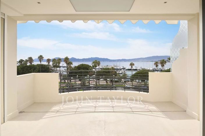 Image No.1-Appartement de 2 chambres à vendre à Cannes