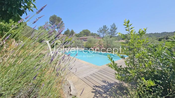 Image No.10-4 Bed House for sale