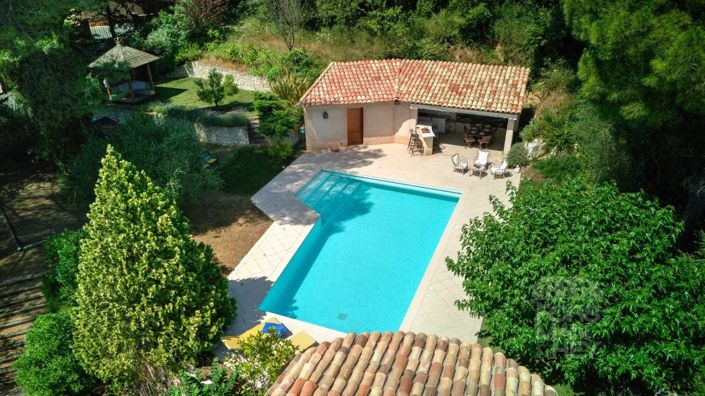 Image No.2-Maison de 4 chambres à vendre à Valbonne