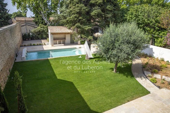 Image No.20-5 Bed House for sale