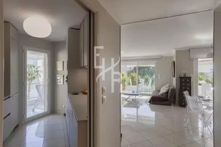 Image No.12-3 Bed Apartment for sale