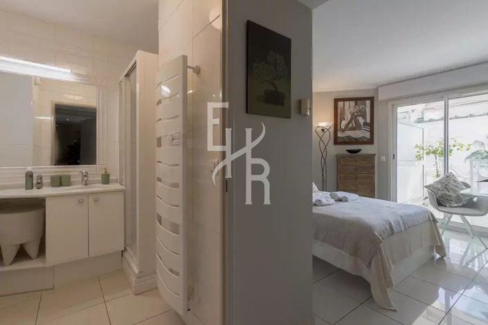 Image No.28-3 Bed Apartment for sale