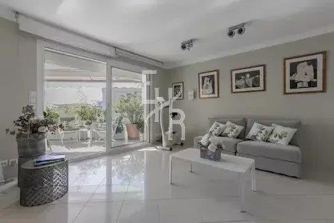 Image No.6-3 Bed Apartment for sale