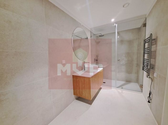 Image No.19-3 Bed House for sale