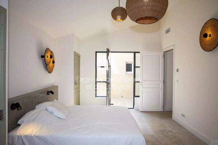 Image No.14-5 Bed House for sale