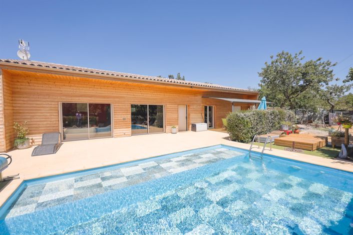 Image No.1-3 Bed House for sale