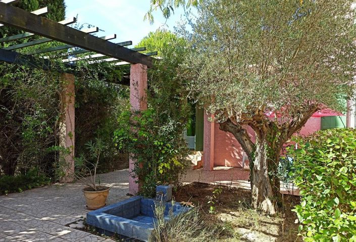 Image No.2-7 Bed House for sale