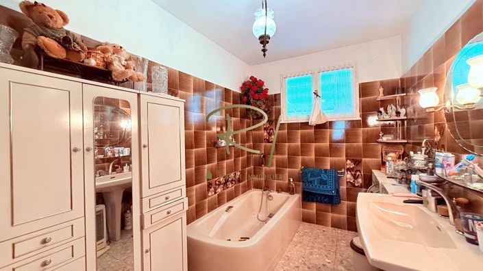 Image No.13-Maison de 6 chambres à vendre à Barjac