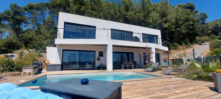 Image No.1-3 Bed House for sale
