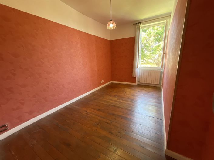 Image No.14-4 Bed House for sale