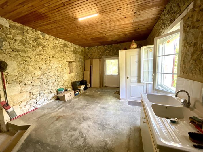 Image No.19-4 Bed House for sale