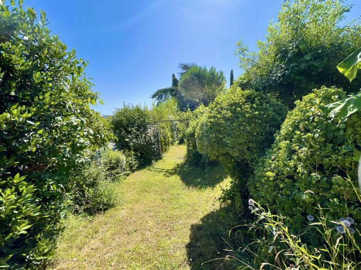 Image No.23-4 Bed House for sale