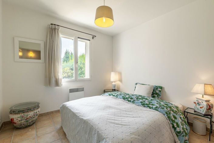 Image No.13-4 Bed House for sale