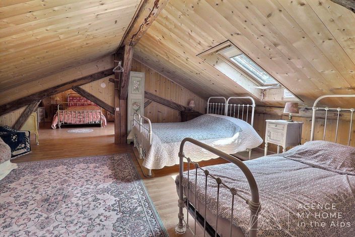 Image No.6-3 Bed House for sale