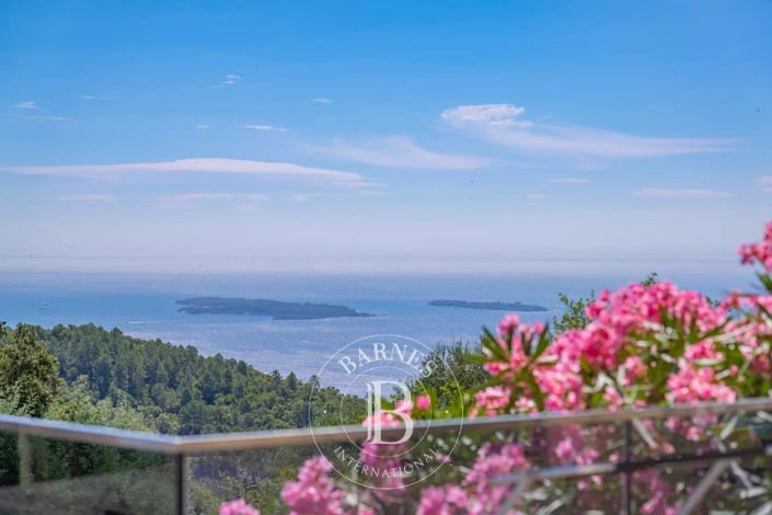 Image No.2-Maison de 4 chambres à vendre à Mandelieu-la-Napoule