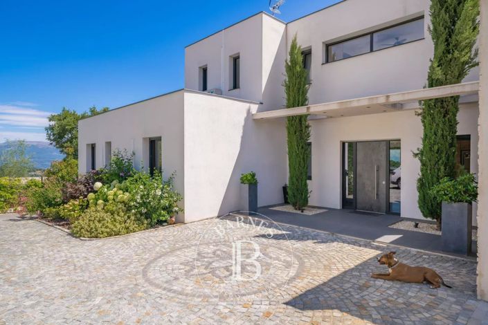 Image No.7-4 Bed House for sale