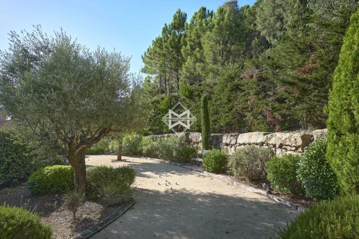 Image No.11-5 Bed House for sale