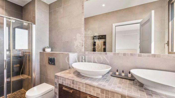 Image No.8-3 Bed Apartment for sale