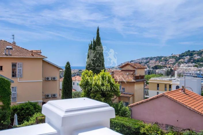 Image No.5-3 Bed Property for sale