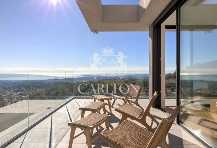 Image No.16-5 Bed House for sale