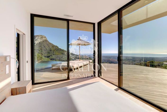 Image No.19-5 Bed House for sale