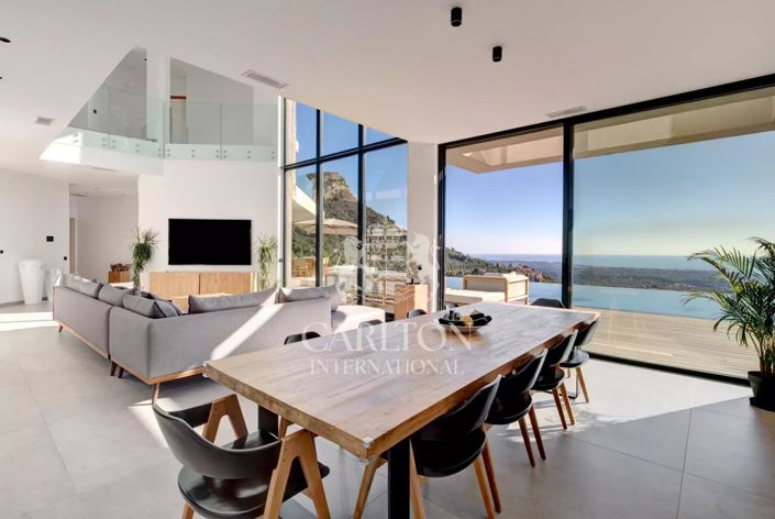 Image No.4-5 Bed House for sale