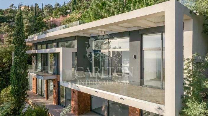 Image No.23-5 Bed House for sale