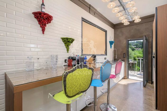 Image No.10-4 Bed House for sale