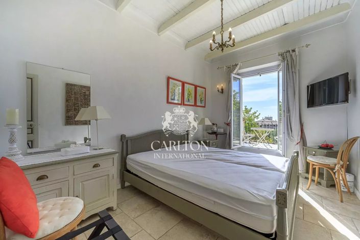 Image No.4-4 Bed House for sale