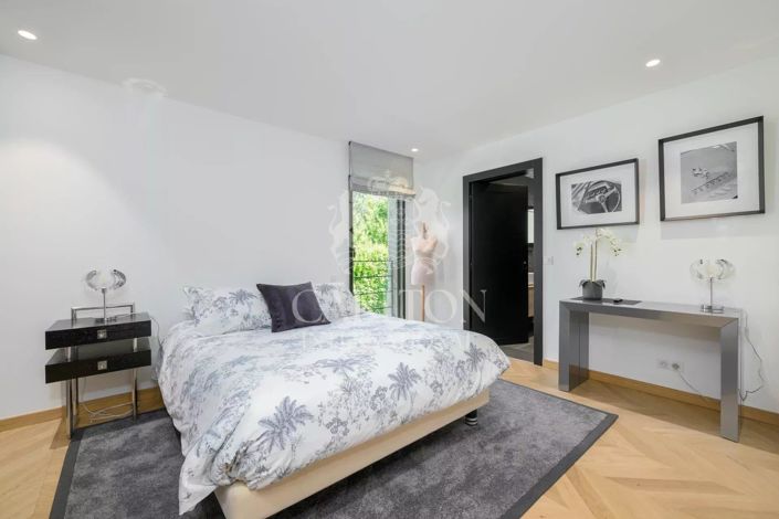 Image No.14-4 Bed House for sale