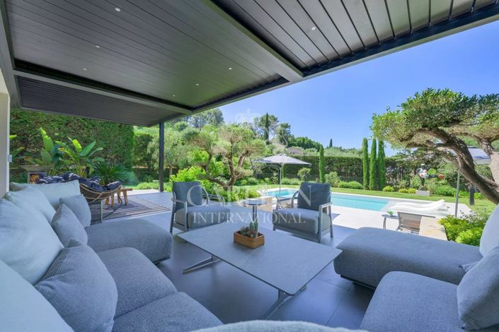 Image No.2-4 Bed House for sale