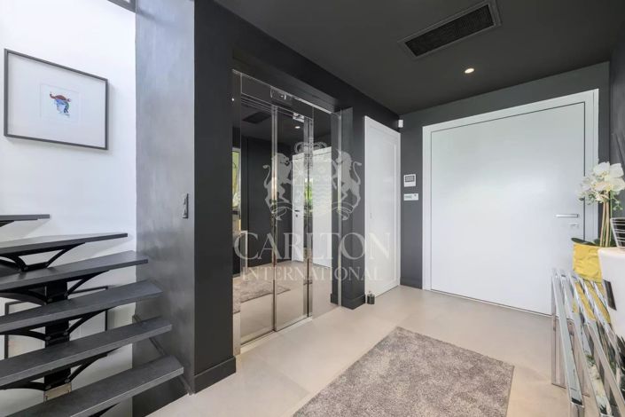 Image No.8-4 Bed House for sale