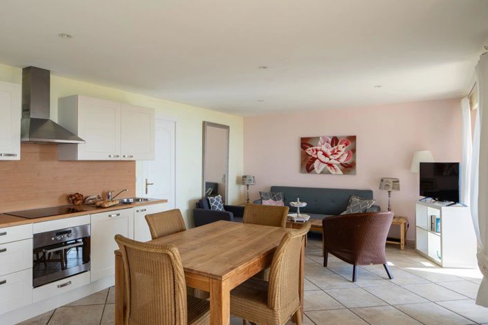 Image No.25-7 Bed House for sale