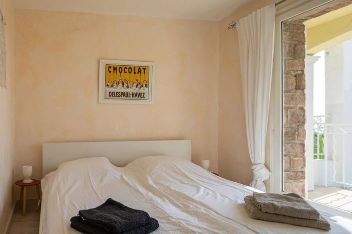 Image No.30-7 Bed House for sale