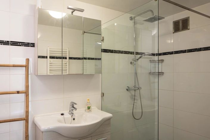 Image No.34-7 Bed House for sale