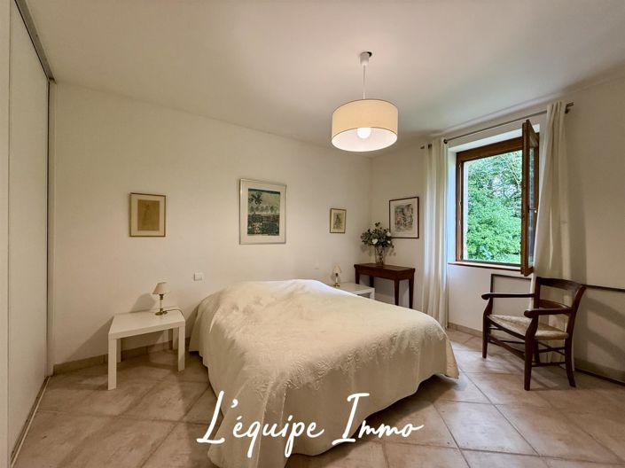 Image No.13-5 Bed House for sale