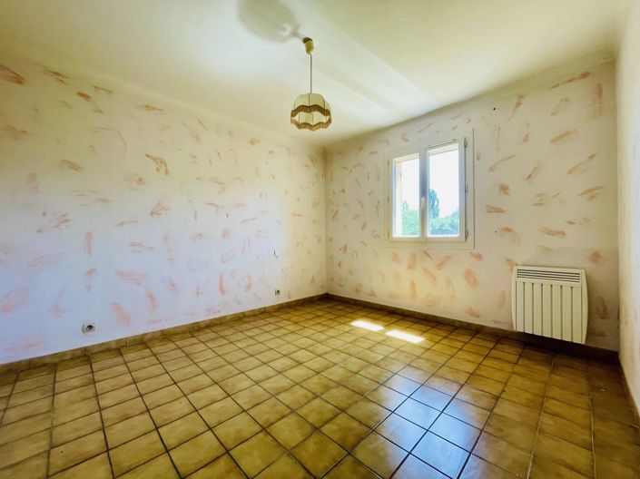 Image No.10-2 Bed House for sale