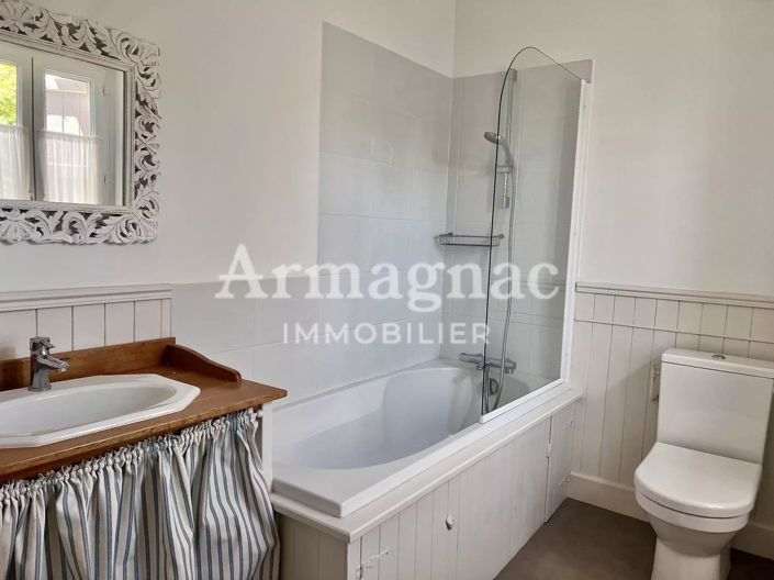 Image No.14-3 Bed House for sale