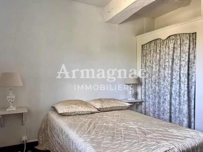 Image No.6-3 Bed House for sale