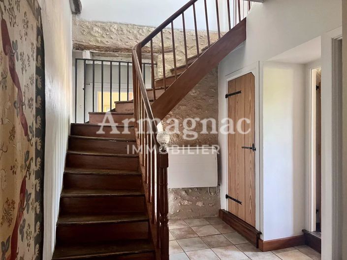 Image No.8-3 Bed House for sale