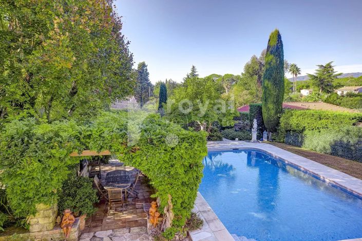 Image No.12-3 Bed House for sale