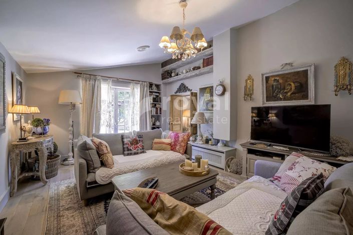 Image No.16-3 Bed House for sale