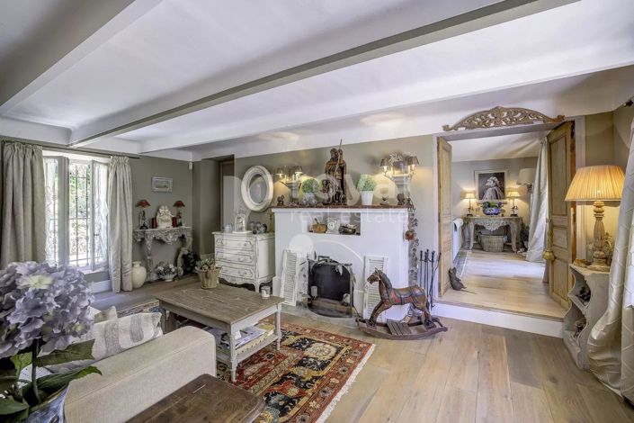 Image No.17-3 Bed House for sale