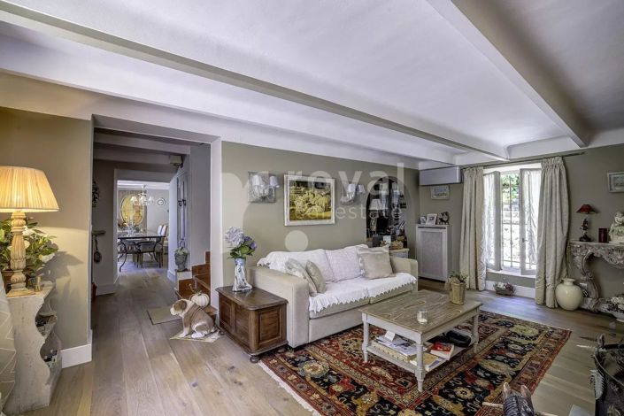 Image No.18-3 Bed House for sale