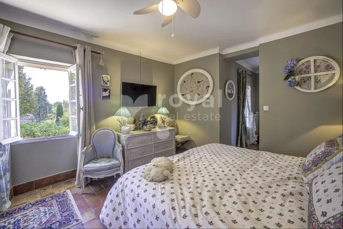 Image No.25-3 Bed House for sale