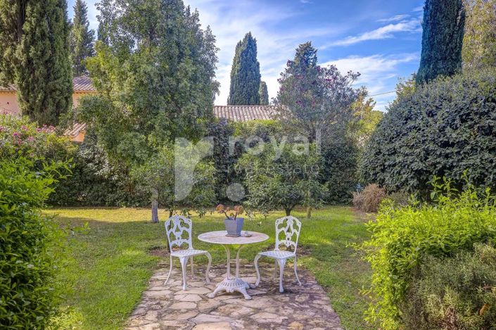 Image No.9-3 Bed House for sale