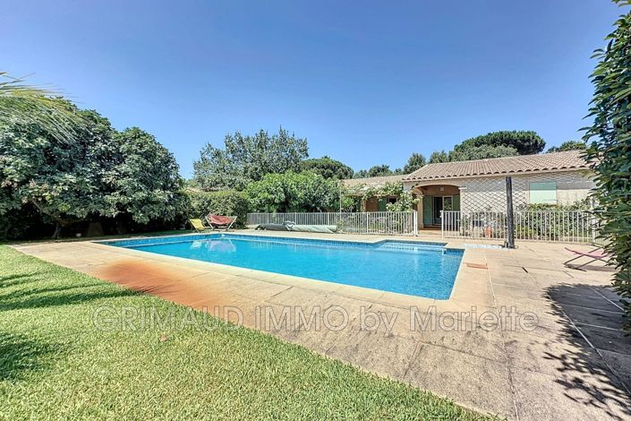 Image No.1-4 Bed House for sale