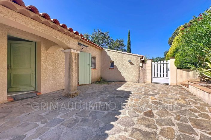 Image No.9-4 Bed House for sale