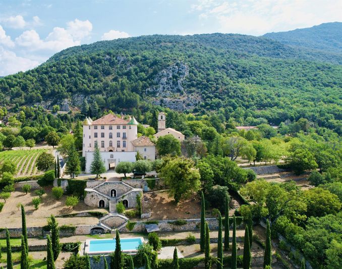 Image No.2-23 Bed Property for sale