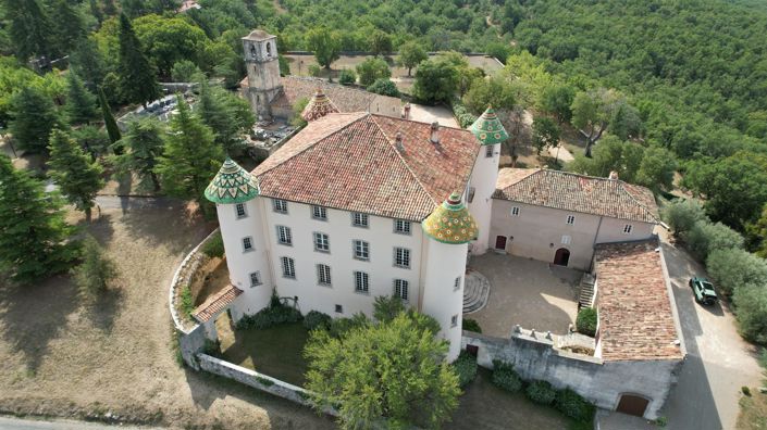 Image No.7-23 Bed Property for sale